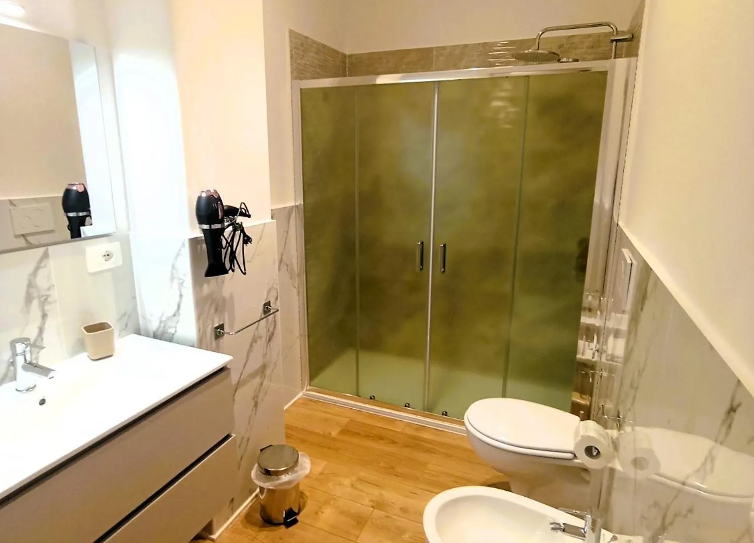 Angel Rooms Bari Penzion
